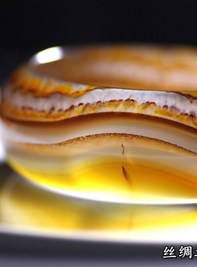 玛瑙玉髓女手镯手钏轮胎镯贵妃镯