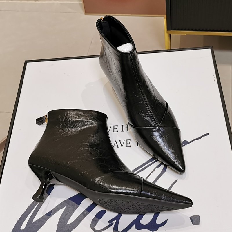 尖头洋气时髦瘦瘦靴女2025秋冬新款法式气质百搭时装靴细跟小短靴,淘宝优惠券,粉丝福利购,淘宝优惠卷