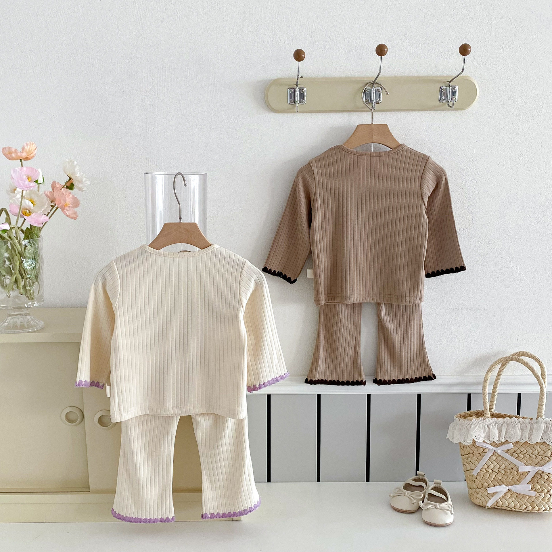 2025秋季新品女宝蝴蝶结长袖家居服套装婴幼儿打底衫喇叭裤两件套,淘宝优惠券,粉丝福利购,淘宝优惠卷