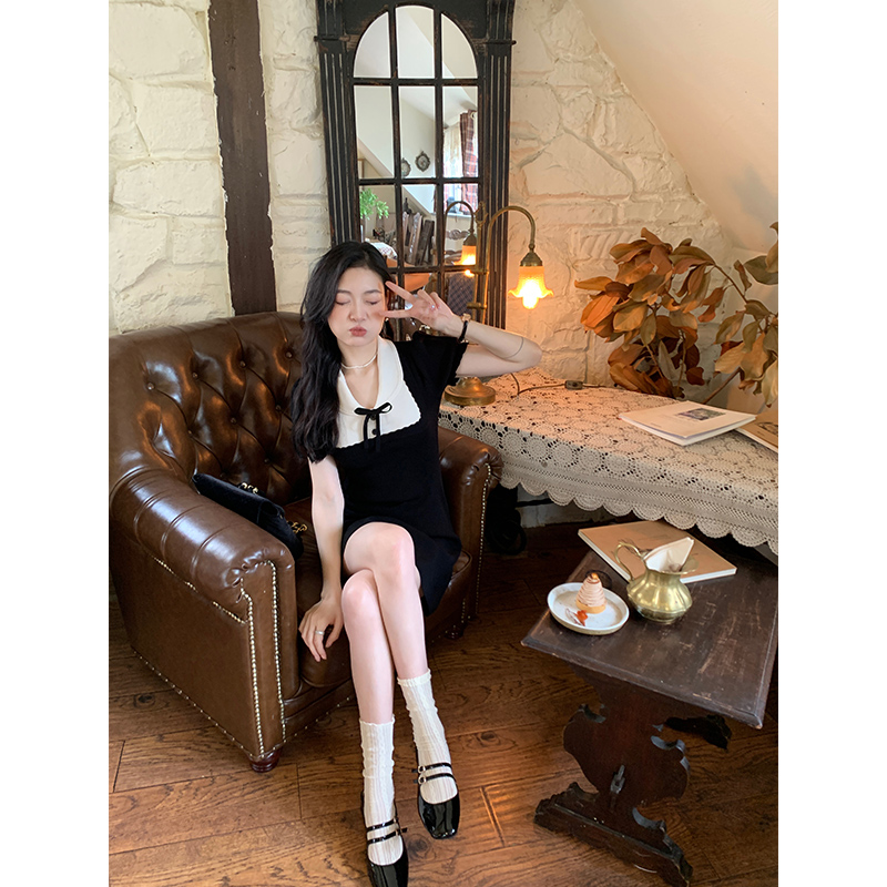 thepeachofficial名媛风气质千金感连衣女娃娃领小黑裙短袖针织裙 - 图2