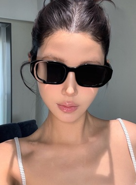 欧美辣妹风方框黑色墨镜女潮圆脸