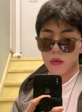 方框黑色太阳眼镜男款潮显瘦开车