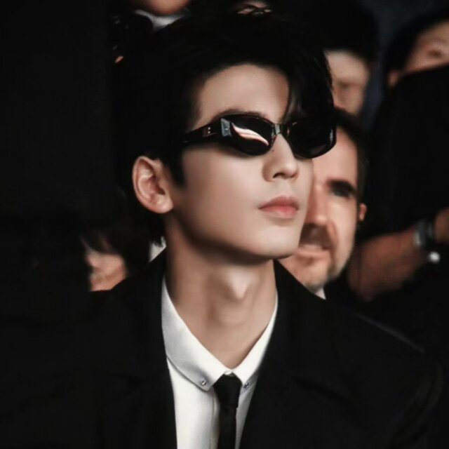 Zhang Linghe's same sunglasses gm oval cat eye men's small frame