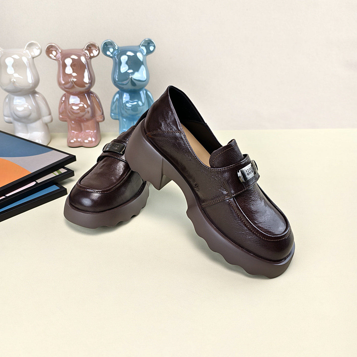 羊皮乐福鞋女2025秋季英伦复古厚底轻便百搭单鞋魔术贴深口小皮鞋,淘宝优惠券,粉丝福利购,淘宝优惠卷