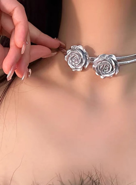 甜酷小众冷淡风choker锁骨链皮革