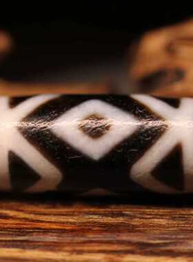 台高油包浆金刚三眼天珠