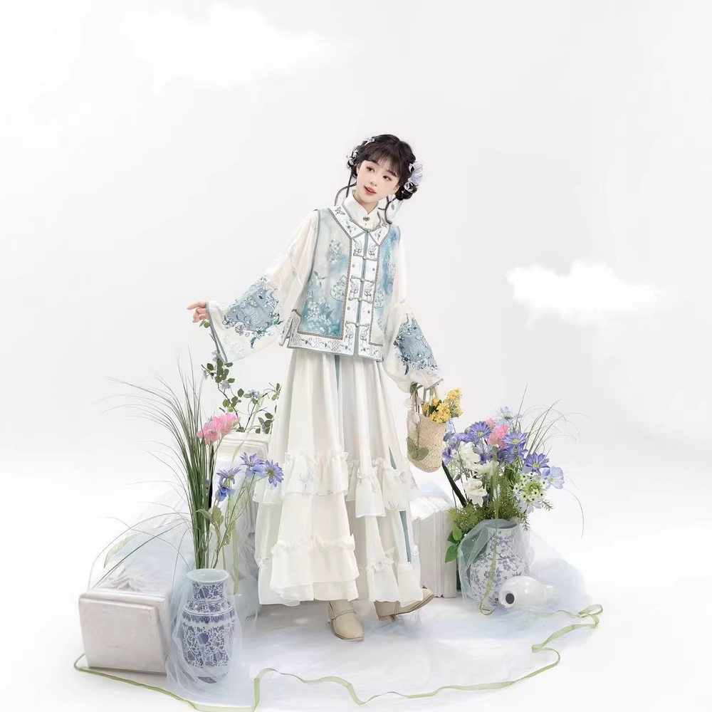 原创汉服女新中式小阔袖圆领衫国风刺绣上衣内搭汉元素秋冬日常,淘宝优惠券,粉丝福利购,淘宝优惠卷