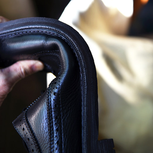 昱谷®布洛克雕花中古德比鞋 头层牛皮Brogues 透气通勤皮鞋 软底 - 图1