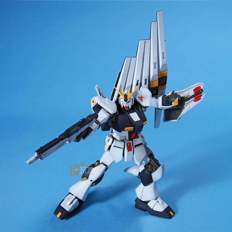 现货万代 HGUC 086 1/144 RX-93 New Nu Gundam牛高达拼装-图3