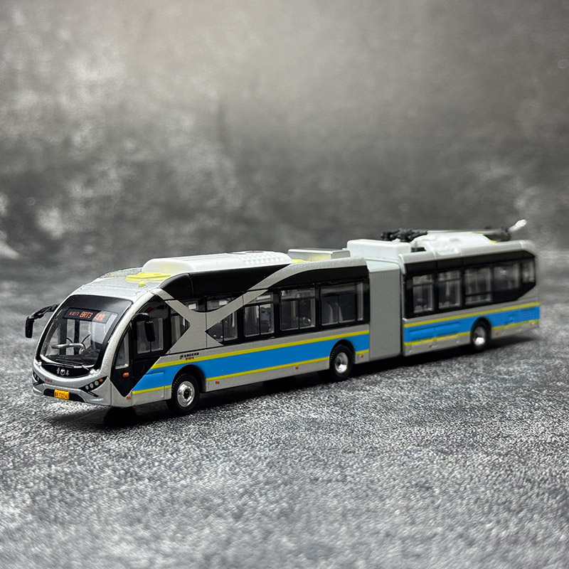 95文创 1:110  北京快速公交BTR3 合金公交巴士模型 - 图2