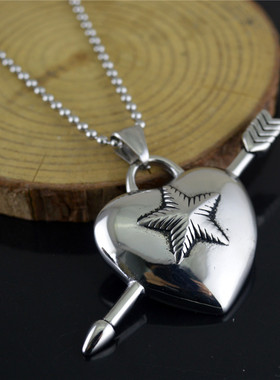 日韩版时尚一箭穿心五角星吊坠男女桃心爱心项链钛钢首饰品STN767