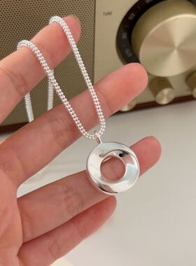 持恒S925纯银几何O型项链女韩版2026新款圆圈吊坠小众百搭毛衣链