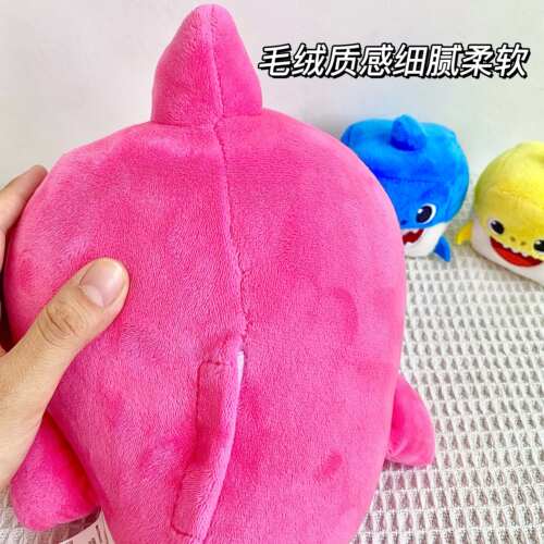 碰碰狐baby shark动画鲨鱼宝宝一家族玩具早教音乐娃娃毛绒公仔 - 图0