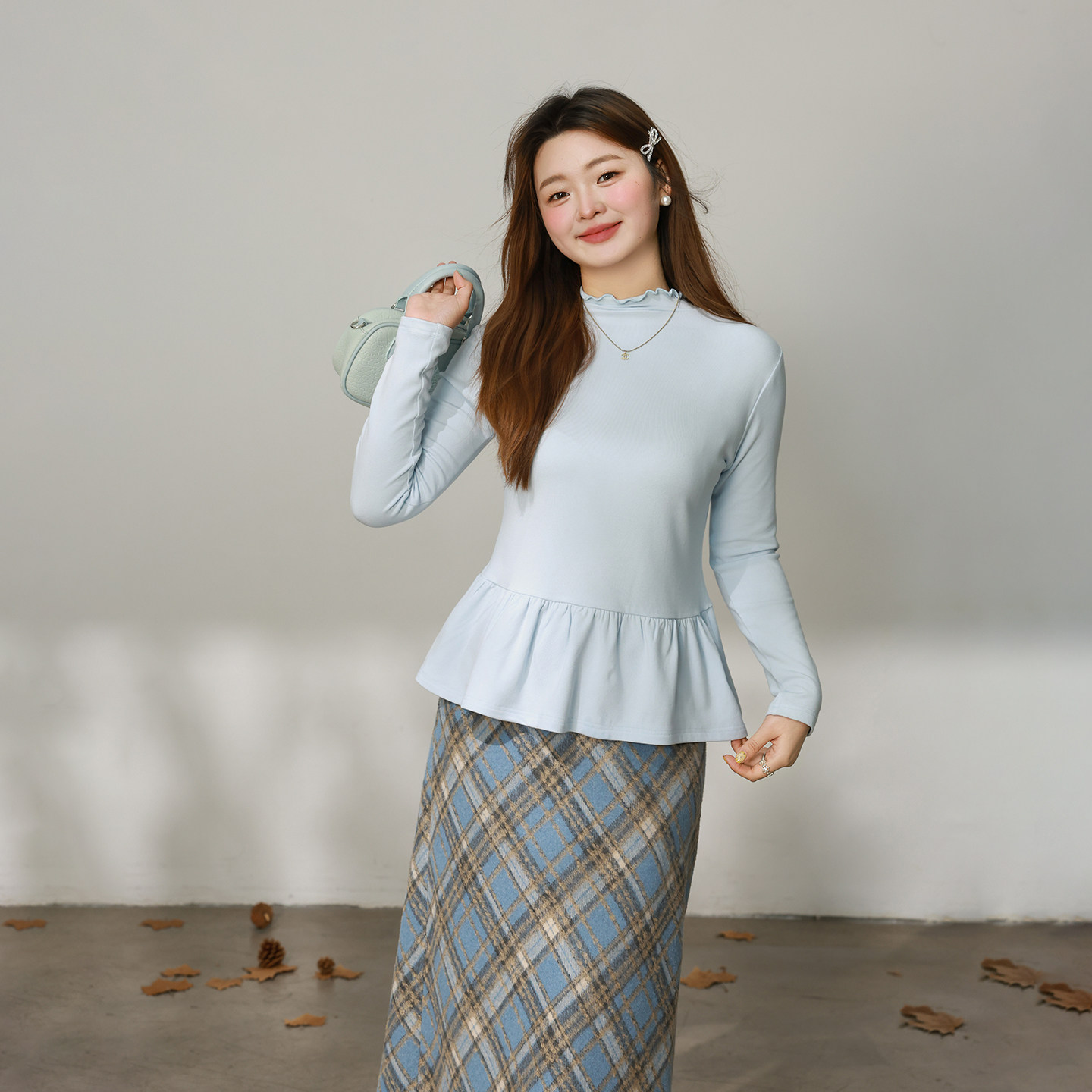 大码百分百女装微胖mm冬季弹力莫代尔磨毛花边收腰T恤打底衫,淘宝优惠券,粉丝福利购,淘宝优惠卷