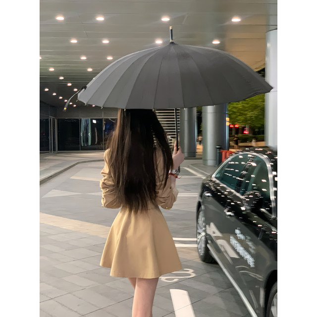 Sun Yaqiao Chelsea ດູໃບໄມ້ລົ່ນຄົນອັບເດດ: ຍາວແລະສັ້ນຄົນອັບເດດ: ແອວສອງເຕົ້ານົມສອງເຕົ້ານົມ khaki windbreaker jacket