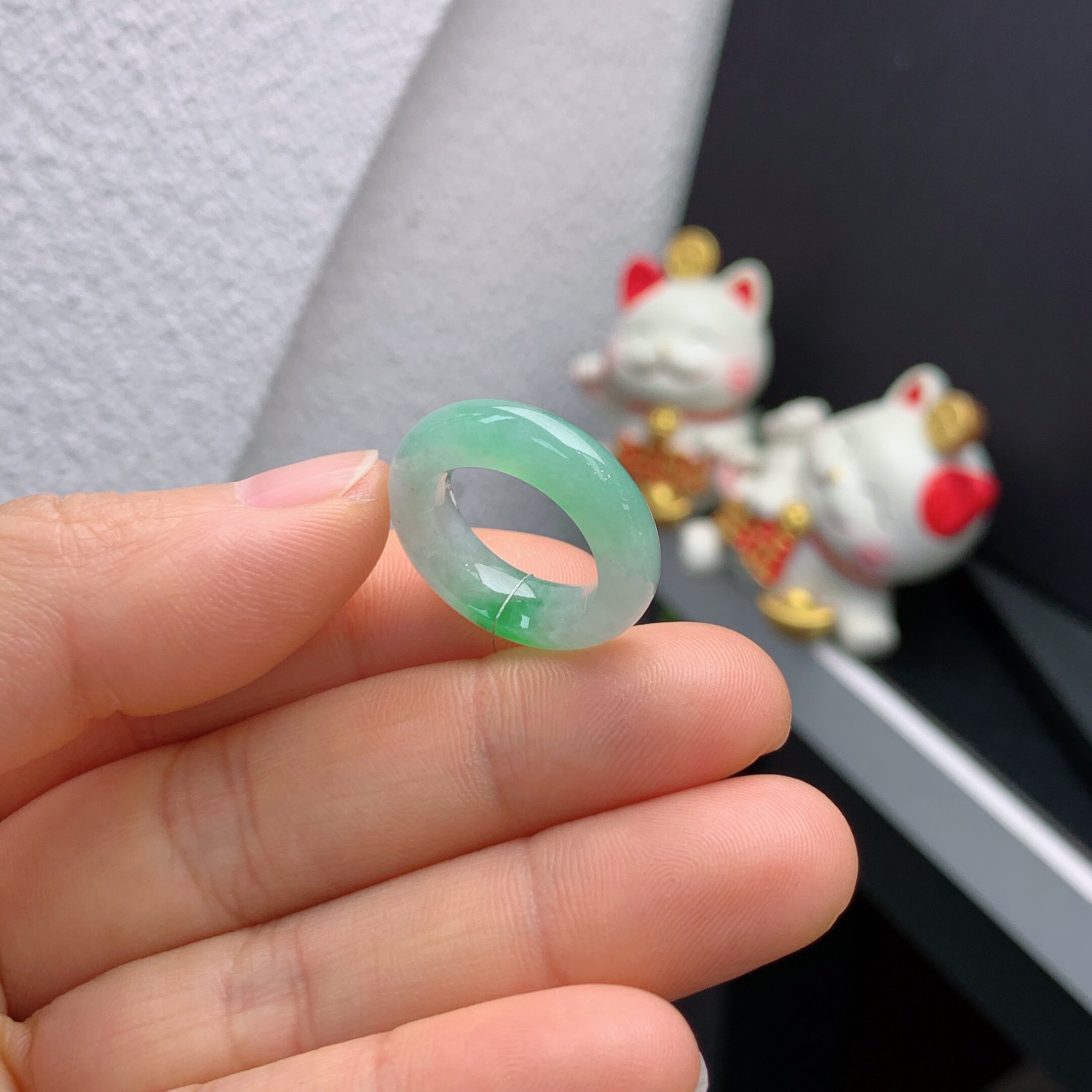 5-6 circle Burmese natural jade A goods ice floating green ring 200#