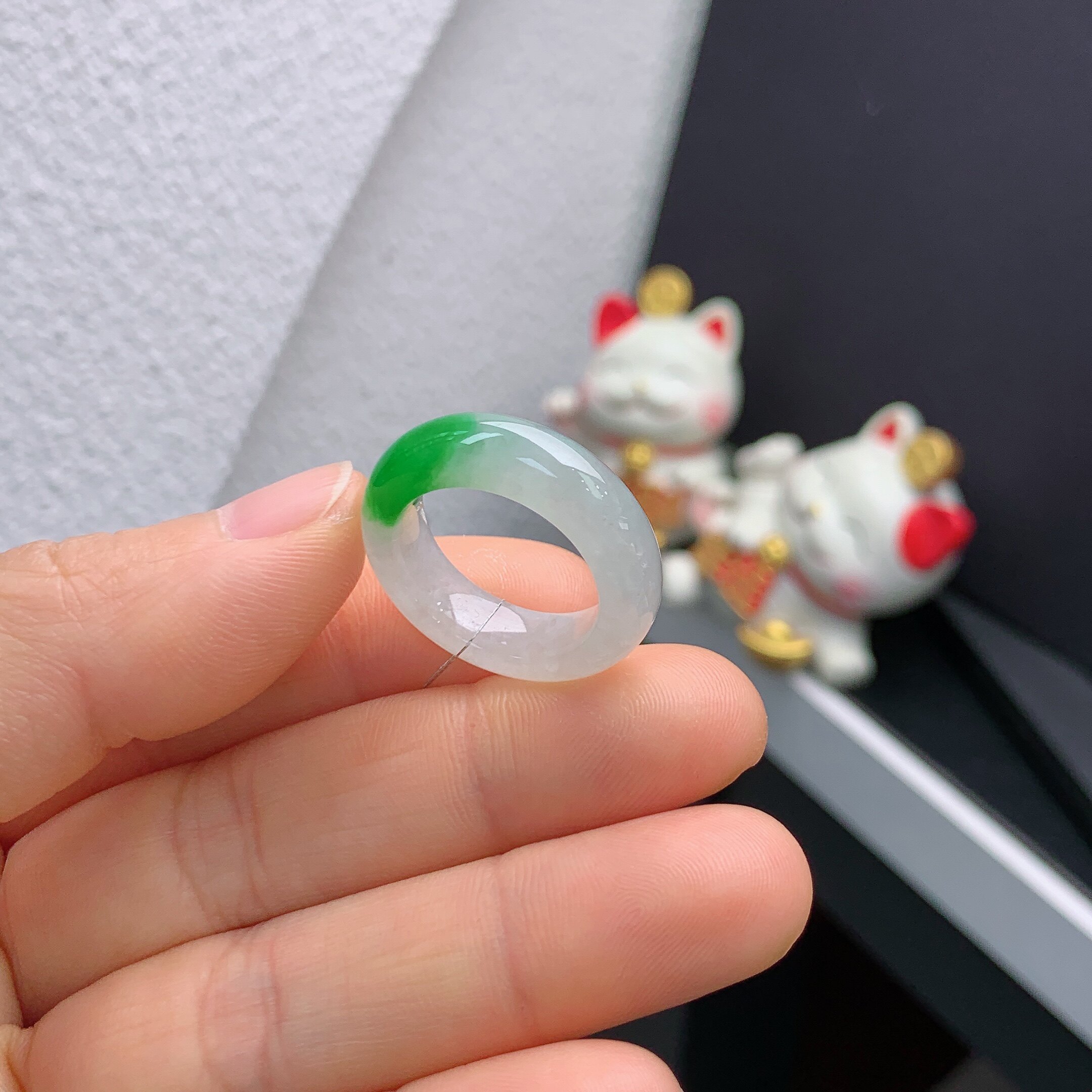 14-15 circle Burmese natural jadeite A grade icy white background floating sun green ring 383#