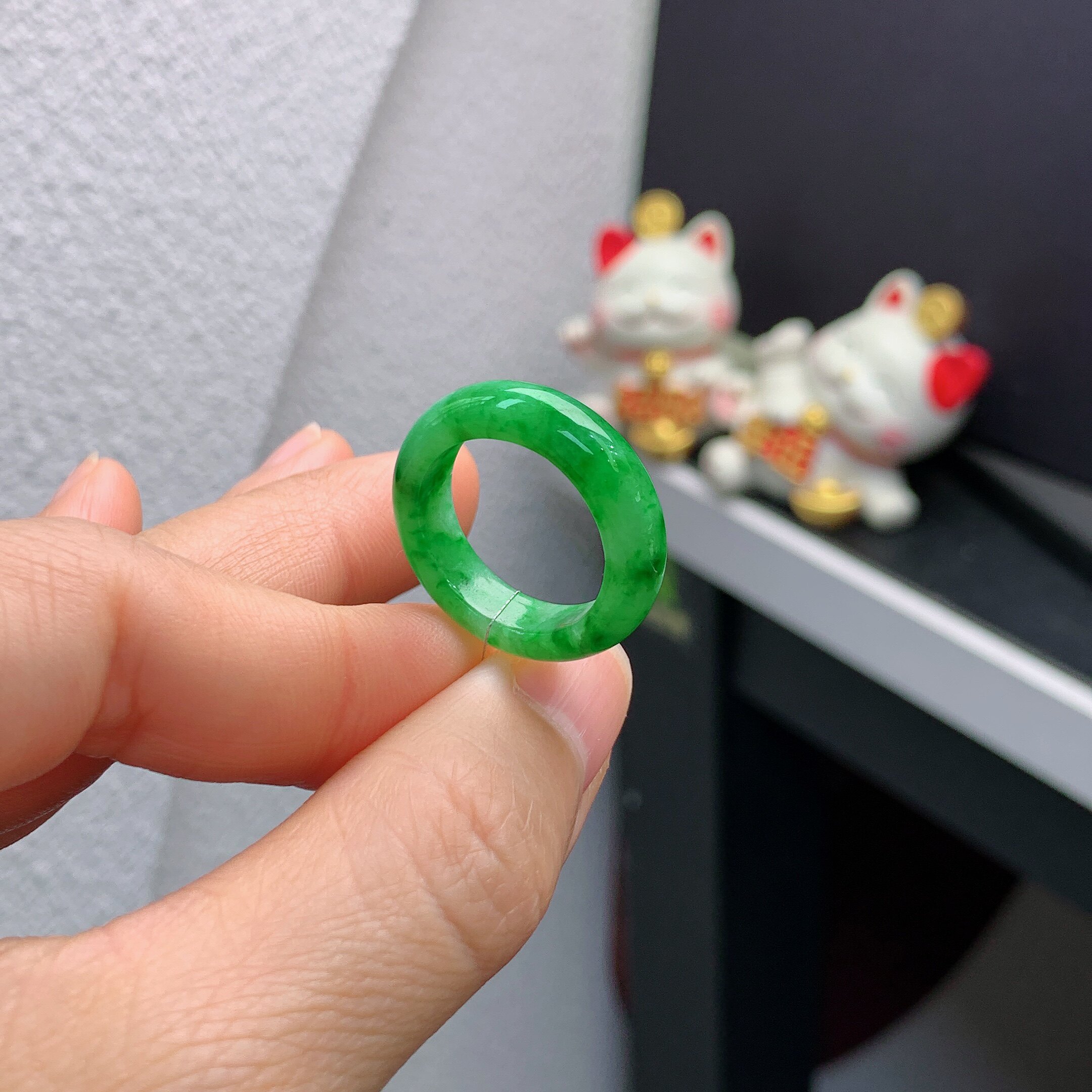 14-15 circle Myanmar natural jade A goods ice piao spicy green ring A934#