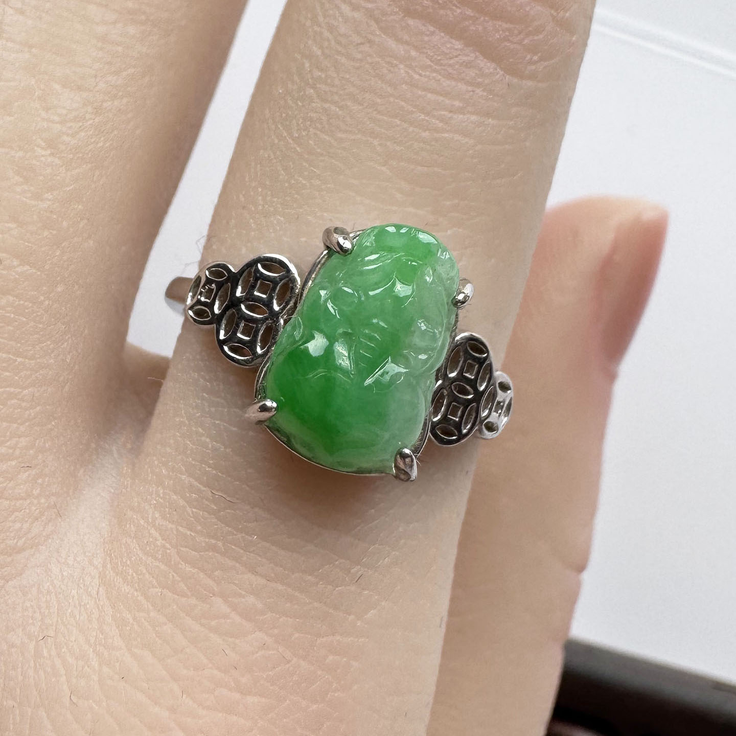 Jade Forest Spicy Burmese Sun Green Jadeite Pixiu Ring