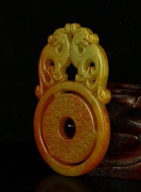 精工雕刻把件新疆和田玉送证书