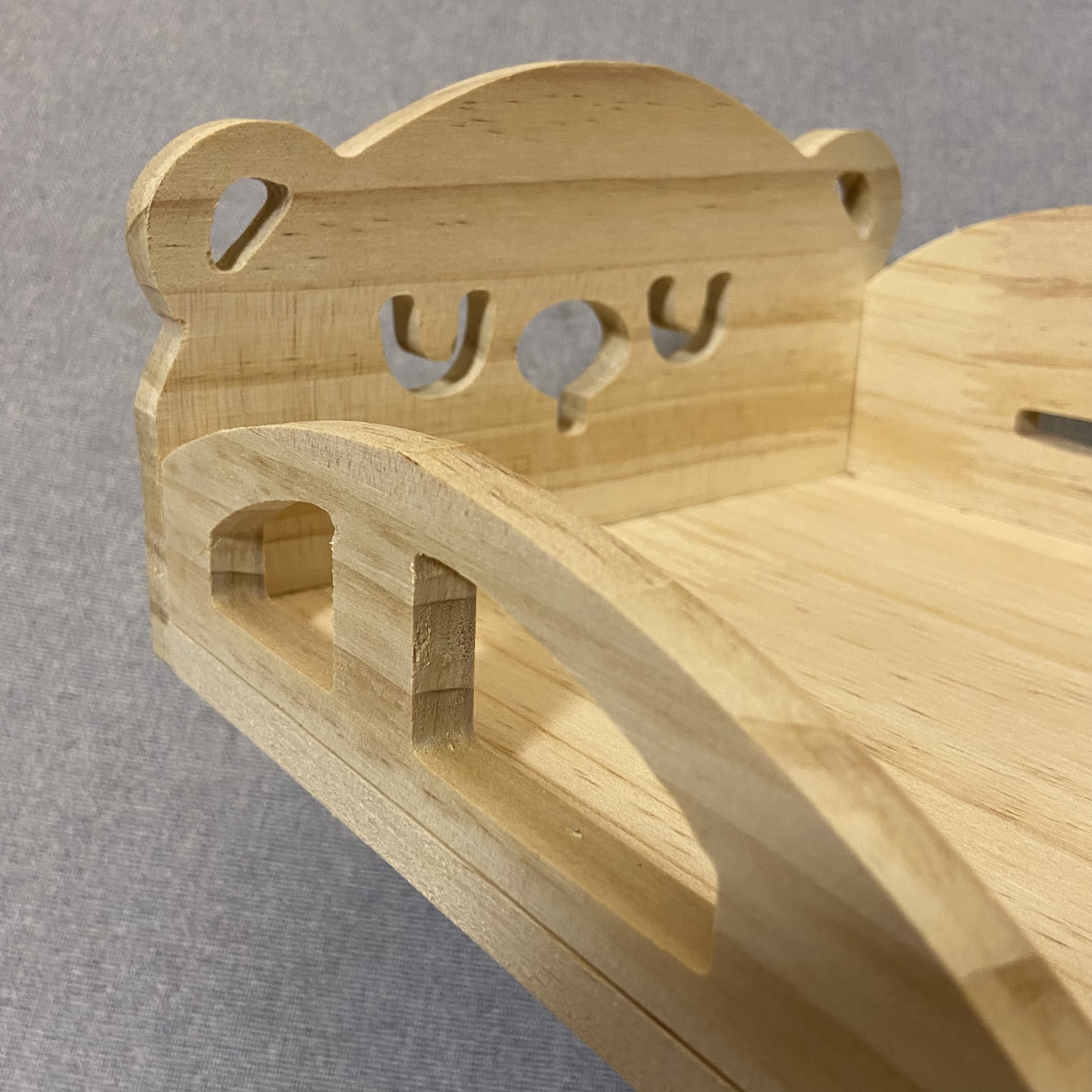 Little sun black phoenix honey-sucking monk Kaike parrot solid wood natural wood pine wood chewing unpainted wood bed wooden nest hanging