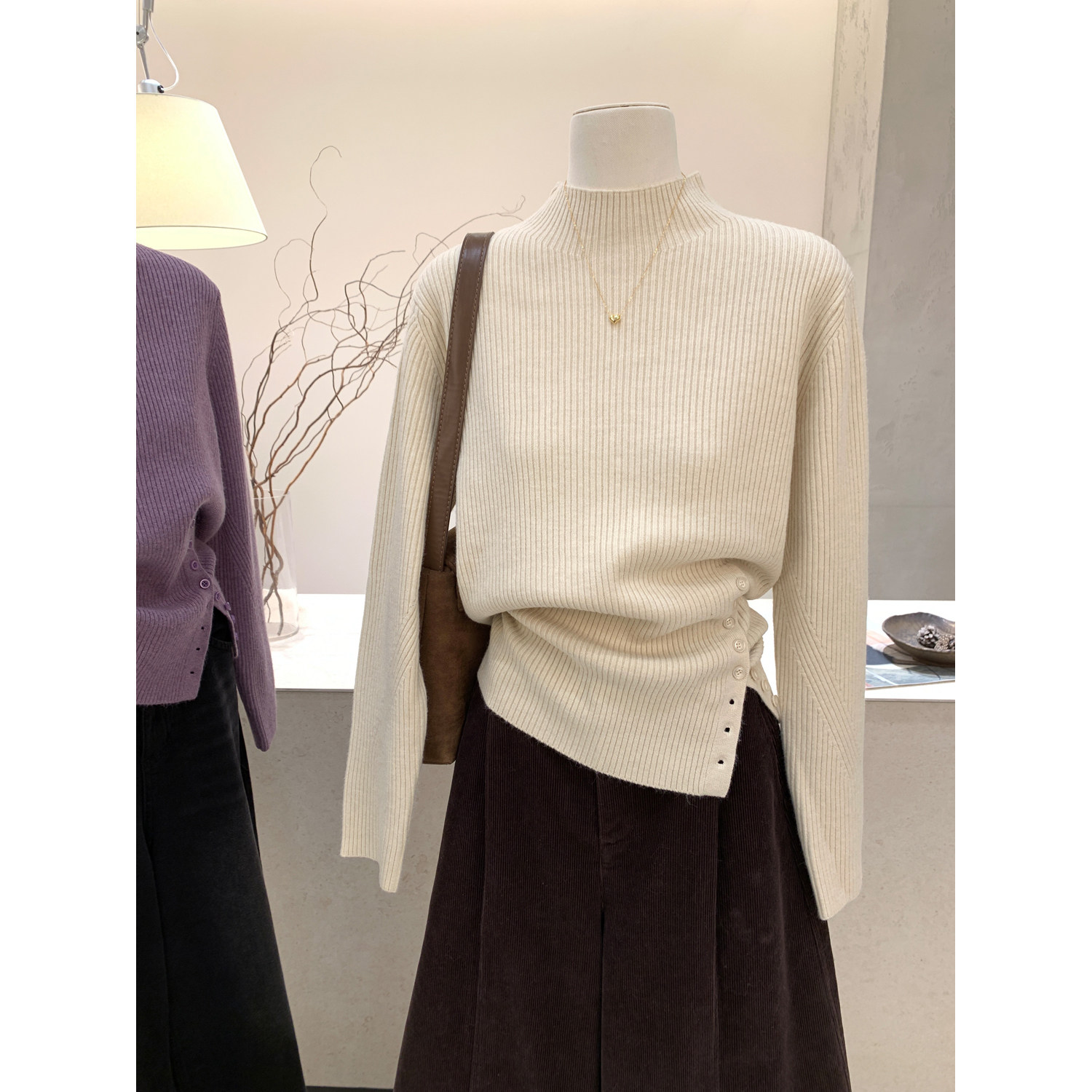 小哲 韩系简约坑条半高领长袖针织衫女秋冬高级感修身显瘦打底衫,淘宝优惠券,粉丝福利购,淘宝优惠卷