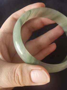 天山冰翠手镯纯天然玉石西瓜纹