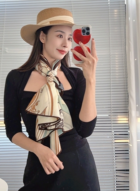藏书章大三角巾真丝羊绒围巾披肩