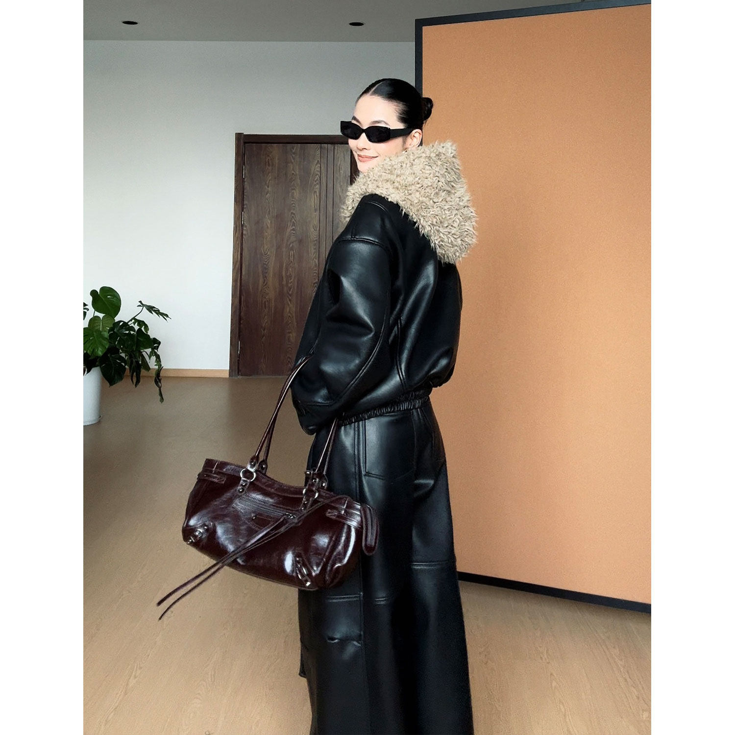 CIZZLEMORE【静奢简】高级时髦摩登加厚外套PU皮酷飒休闲阔腿裤,淘宝优惠券,粉丝福利购,淘宝优惠卷