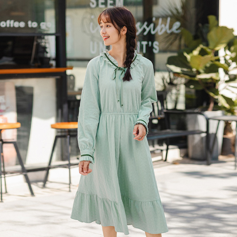  茵曼翰飞连衣裙