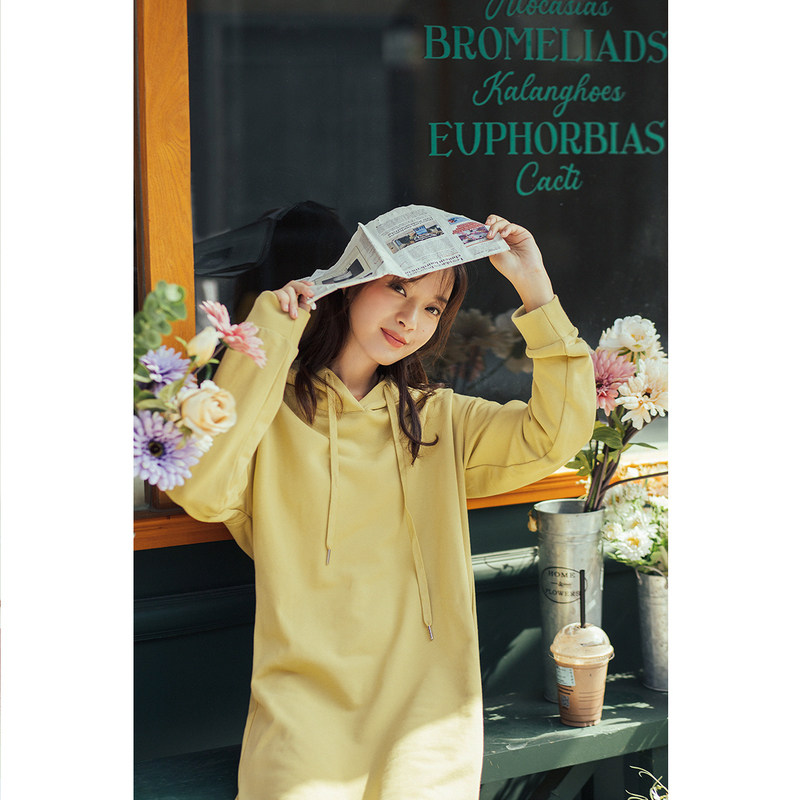 茵曼运动休闲过膝连帽长袖减龄卫衣 茵曼翰飞连衣裙