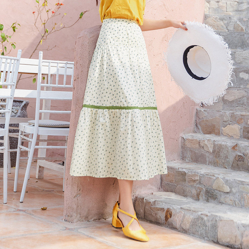  茵曼翰飞半身裙