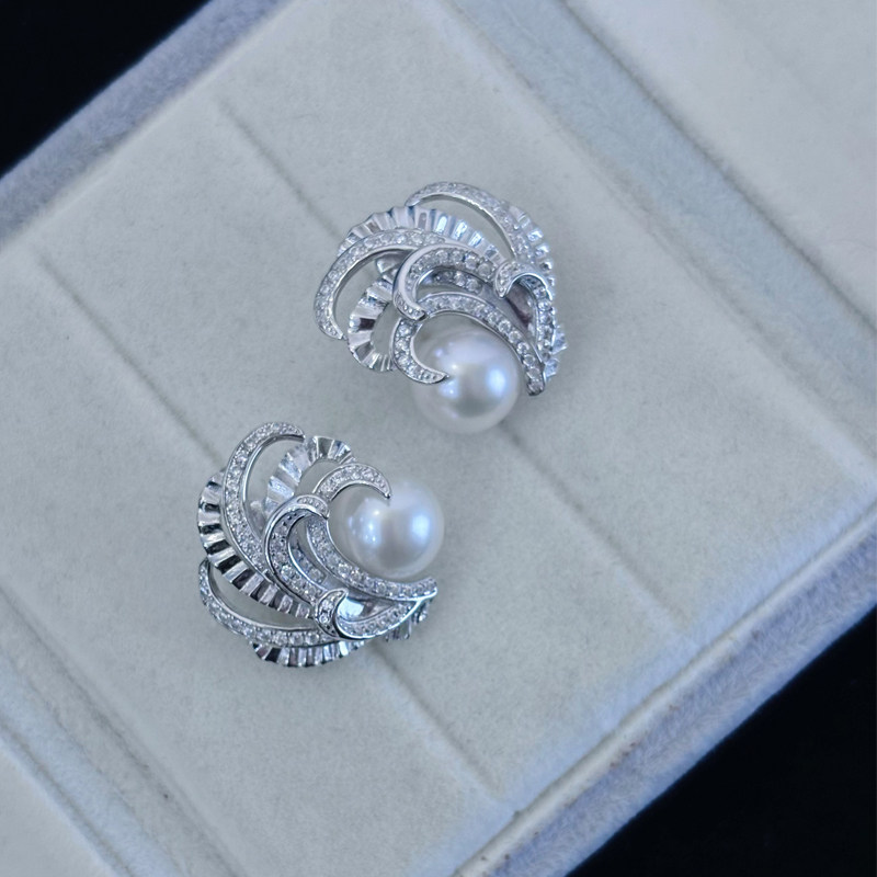 【浅小屋】羽翼。M家同款纂刻羽毛设计8~8.5mm正圆淡水珍珠耳钉女,淘宝优惠券,粉丝福利购,淘宝优惠卷