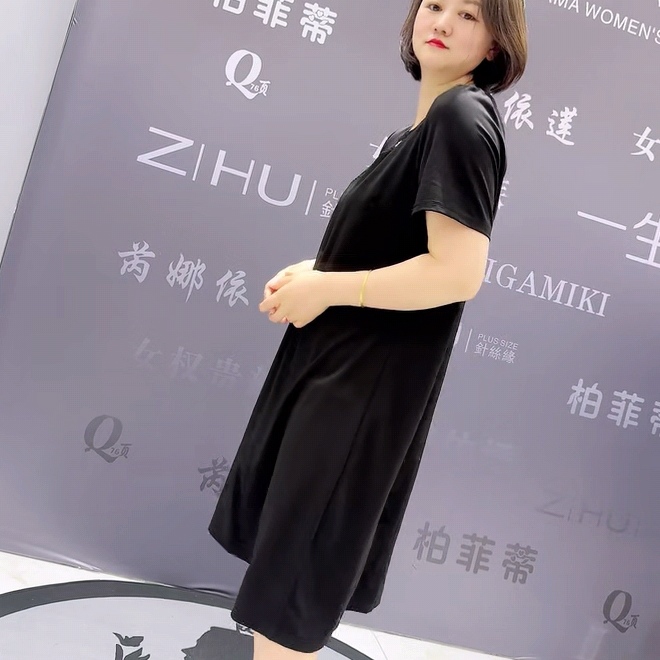 芮娜依莲7123夏季新款舒适棉简洁大方女人味宽松显瘦大码连衣裙 - 图2