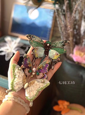 蝴蝶胸针  刺绣饰品