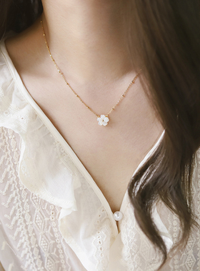 唯美白贝壳樱花钛钢项链