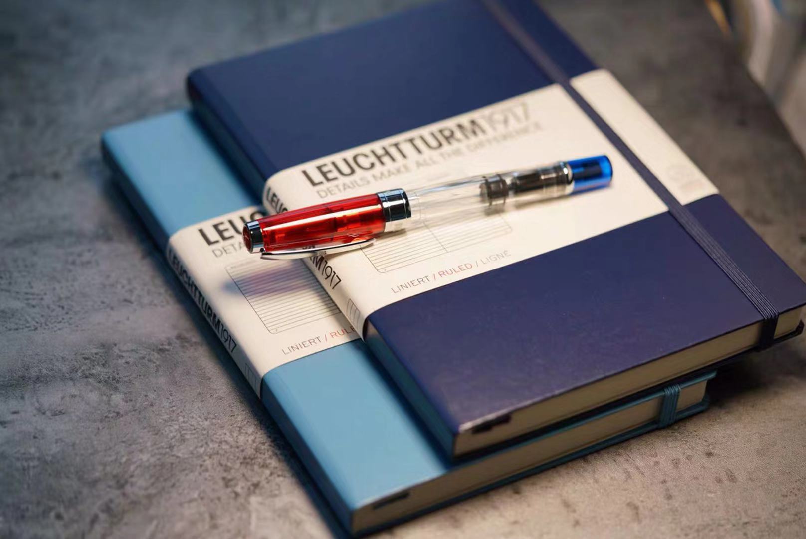 免费刻字台湾TWSBI三文堂钻石580AL红蓝透明示范钢笔活塞上墨钢笔 - 图0