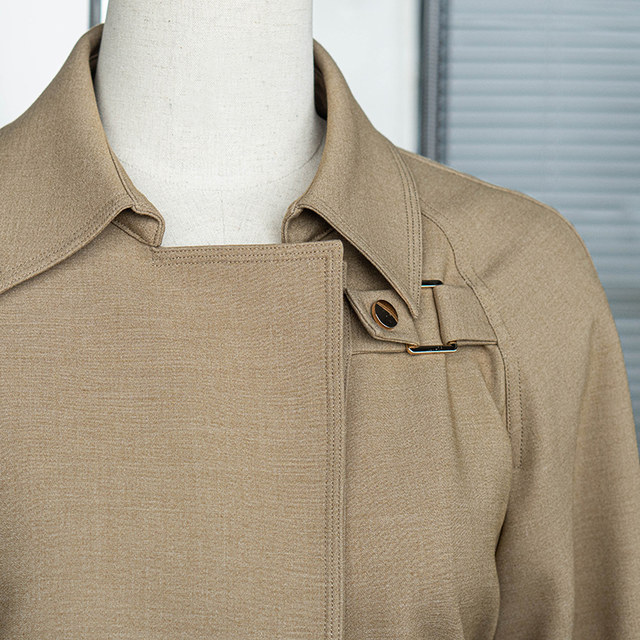 Luo Yi intellectual lapel lace-up trench coat