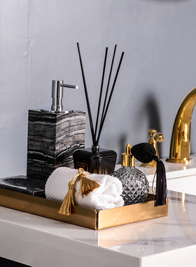 卫浴组合套装大理石金属摆件