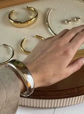 光面金属素圈开口手镯女小众设计简约亮面百搭手环手饰