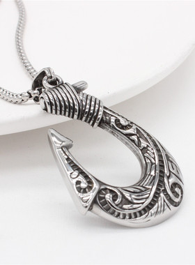 时尚钛钢项链 欧美个性复古弯钩吊坠 图腾鱼钩男式钛钢项链