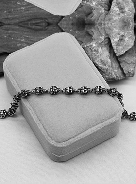 时尚钛钢手链 欧美复古朋克小鬼头钛钢手链 嘻哈小骷髅头钛钢手链