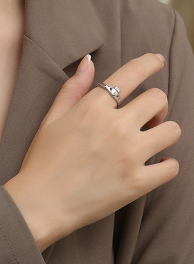 时尚钛钢戒指爱尔兰克拉达戒指北欧传统手捧爱心皇冠钛钢戒指指环