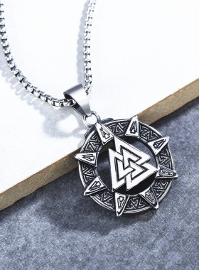 时尚钛钢项链 北欧维京三角标志镂空圆牌钛钢吊坠 男款钛钢项链