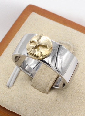 时尚钛钢男款戒指 欧美个性复古金色小骷髅头钛钢戒指指环