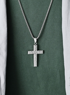 时尚钛钢项链 欧美捶打纹钛钢十字架项链不规则手工锤纹钛钢项链