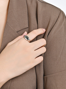 时尚钛钢戒指 欧美简约光面扁平椭圆形印章戒指 钛钢戒指指环