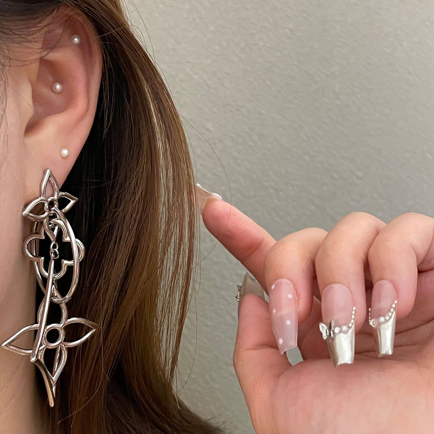 欧阳娜娜同款镂空铜丝花朵925银针高级夸张气质菱形耳坠耳饰,淘宝优惠券,粉丝福利购,淘宝优惠卷