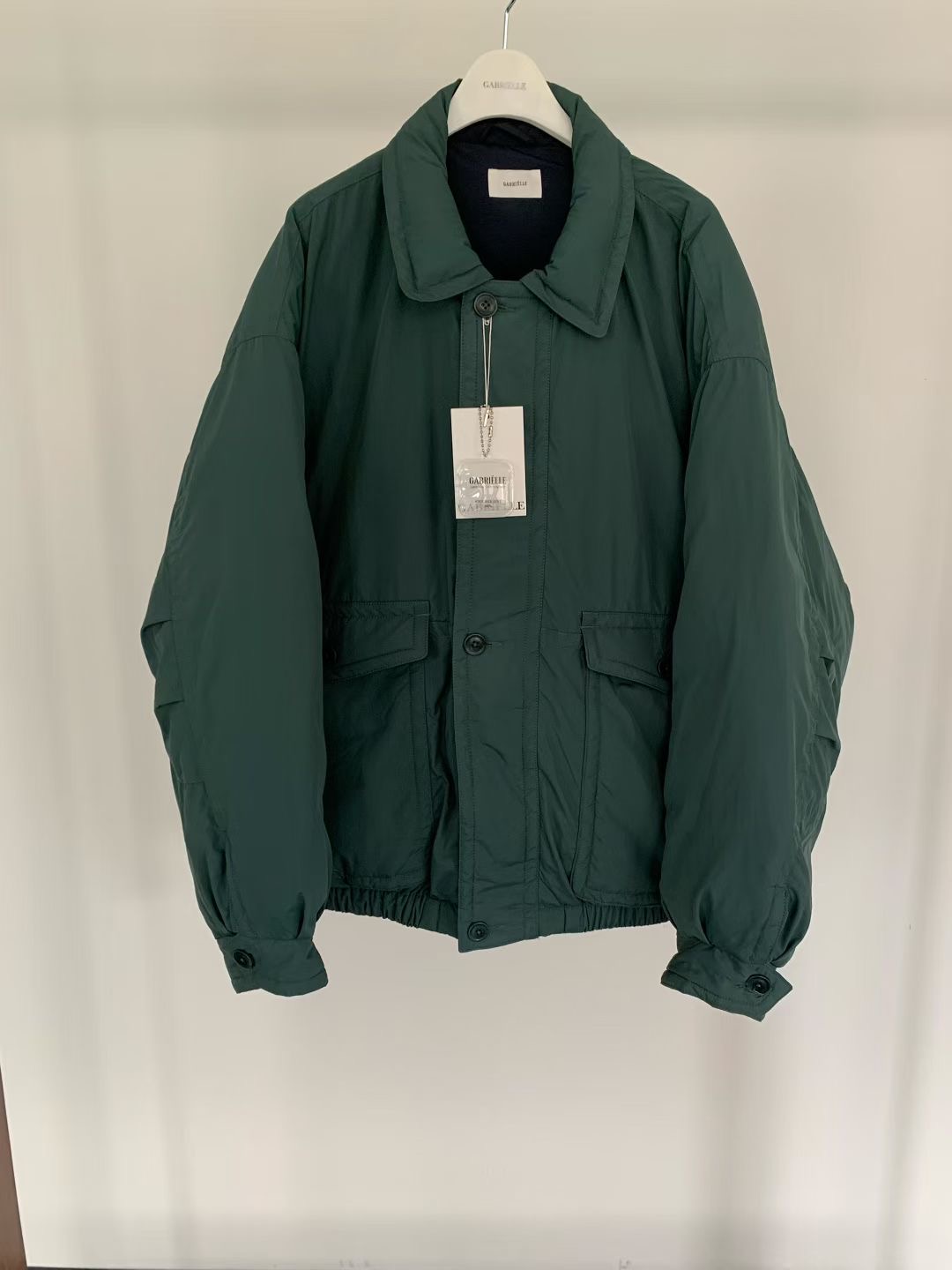 现 25冬季新款韩国东大门gabrielle翻领休闲宽松羽绒服外套 - 图1