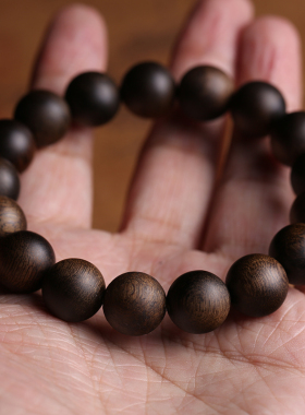 印尼奇楠黑油保真佛珠达拉干沉香
